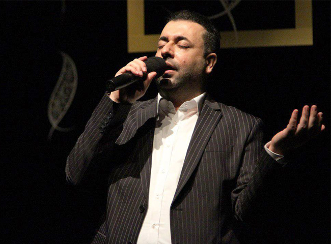 «پیام عزیزی» با گروه هشتاد نفره دف نوازان «فروزان» و «هوران»