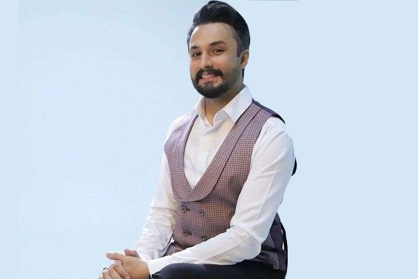 قطار راغب به زودی می‌رسد